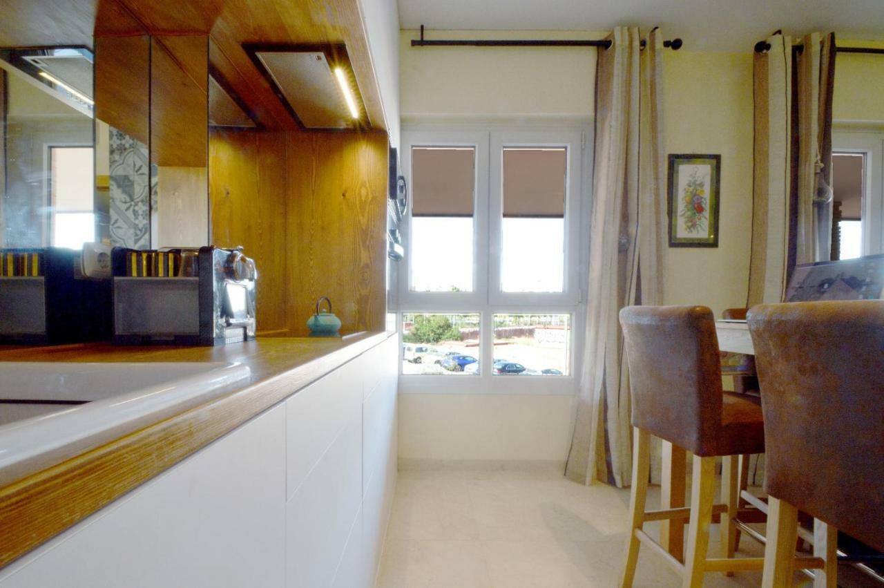 Moderno Apartamento Frente A La Playa Y El Centro Lejlighed Almería Eksteriør billede